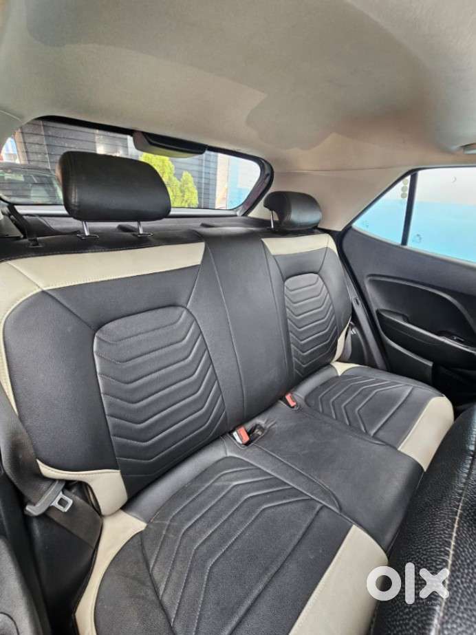 Hyundai Venue Sx Dual Tone Turbo, 2021, Petrol