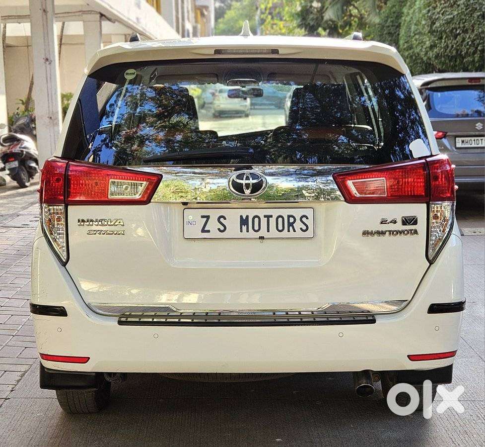 Toyota Innova Crysta 2.4 Vx Mt, 2019, Diesel