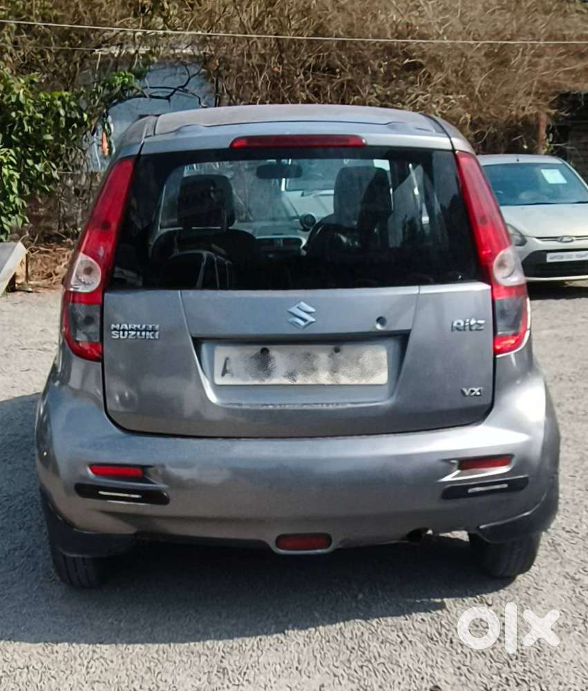 Maruti Suzuki Ritz Vxi, 2010, Petrol