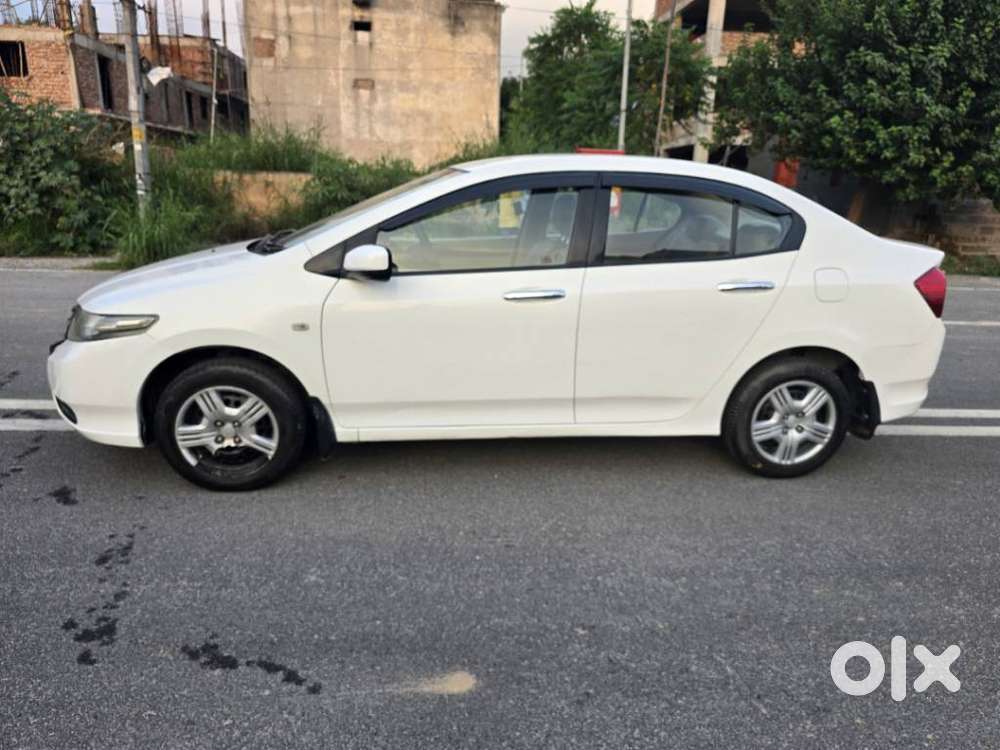Honda City E Mt, 2013, Petrol