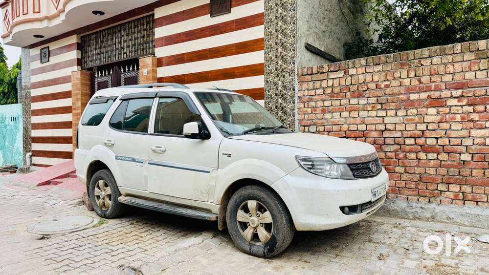 Tata Safari Storme Diesel 2017