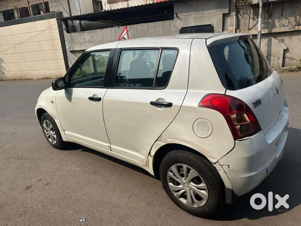 Maruti Suzuki Swift Million 2011 Edition