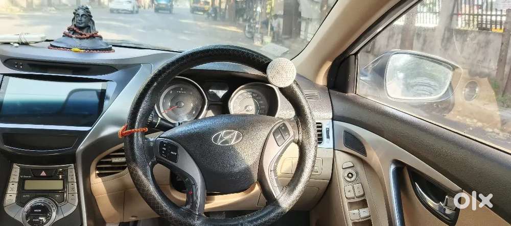 Hyundai New Elantra 2012