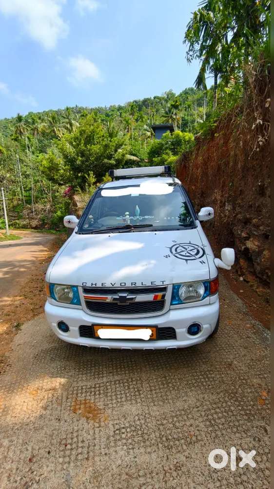 Chevrolet Tavera 2012