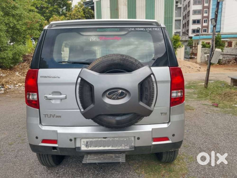 Mahindra Tuv 300 T10, 2019, Diesel