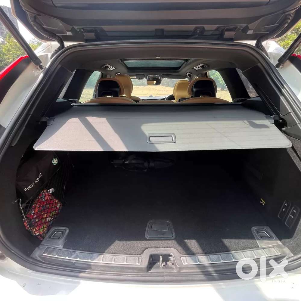 Volvo Xc60 Inscription D5, 2019, Diesel