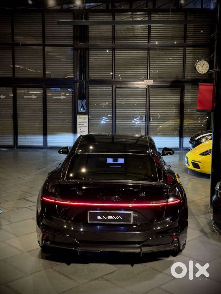 Lotus Emeya 900 Sport Carbon, 2023, Electric