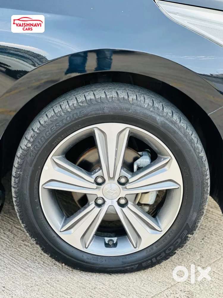 Hyundai Verna 1.6 Sx (o) Vtvt, 2019, Petrol