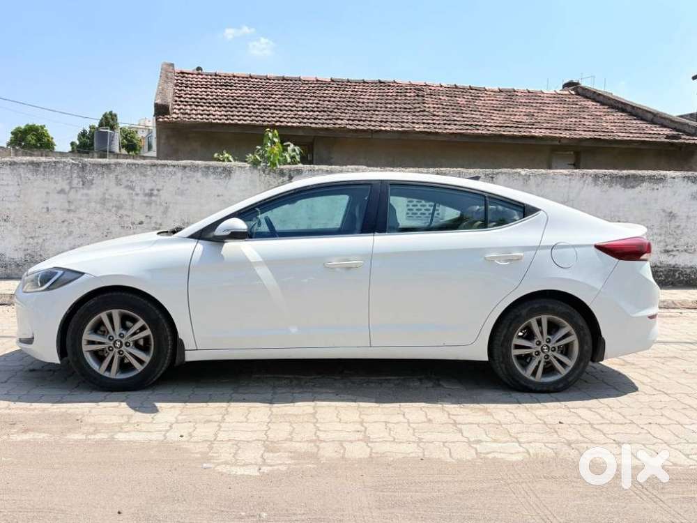 Hyundai New Elantra [ ] 2.0 Sx Petrol Mt, 2017, Petrol