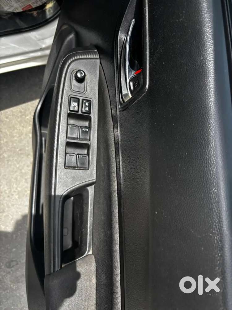 Maruti Suzuki Swift 2019 Petrol 57300 Km Driven