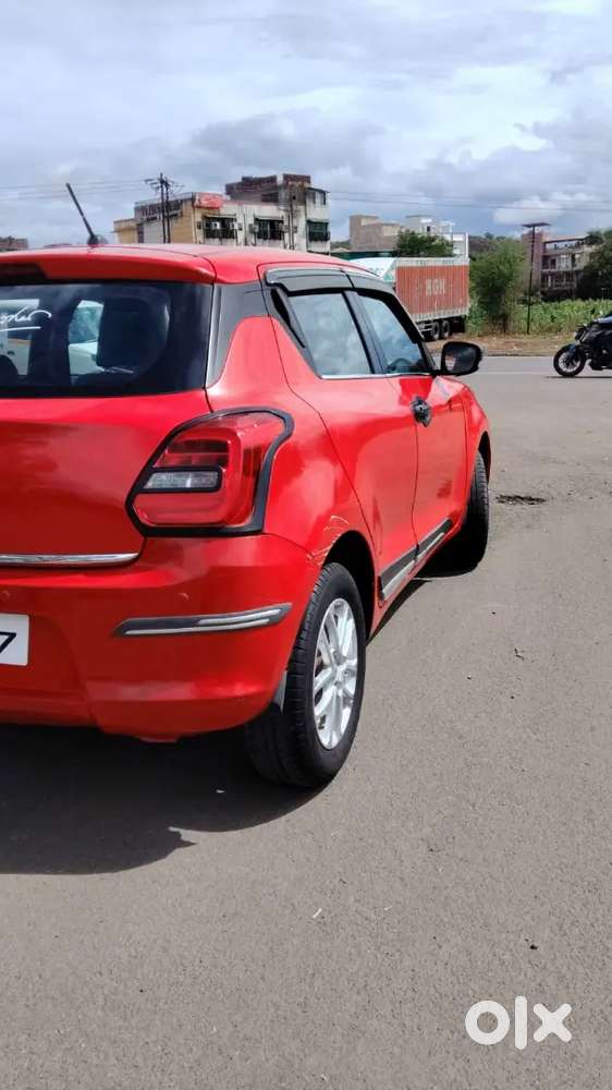 Maruti Suzuki Swift Zxi*. Petrol