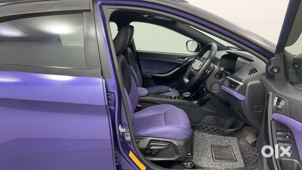 Tata Nexon Fearless Plus S Purple 1.2 Revotron Petrol 7dca Dual Tone..