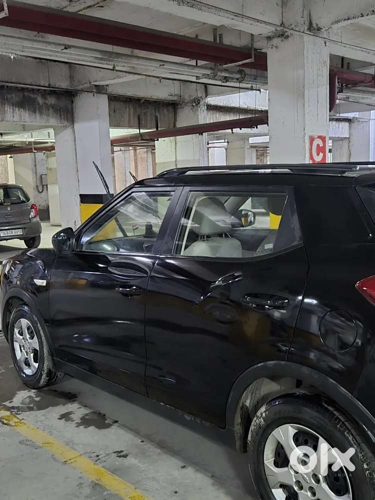 Mahindra Xuv300 Petrol 2021