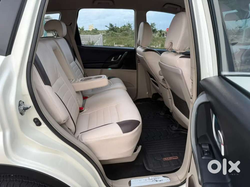 Mahindra Xuv500 2016 Year Diesel