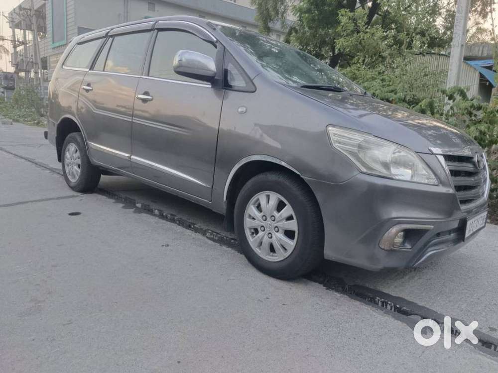 Toyota Innova 2.5 V 7 Str, 2010, Diesel