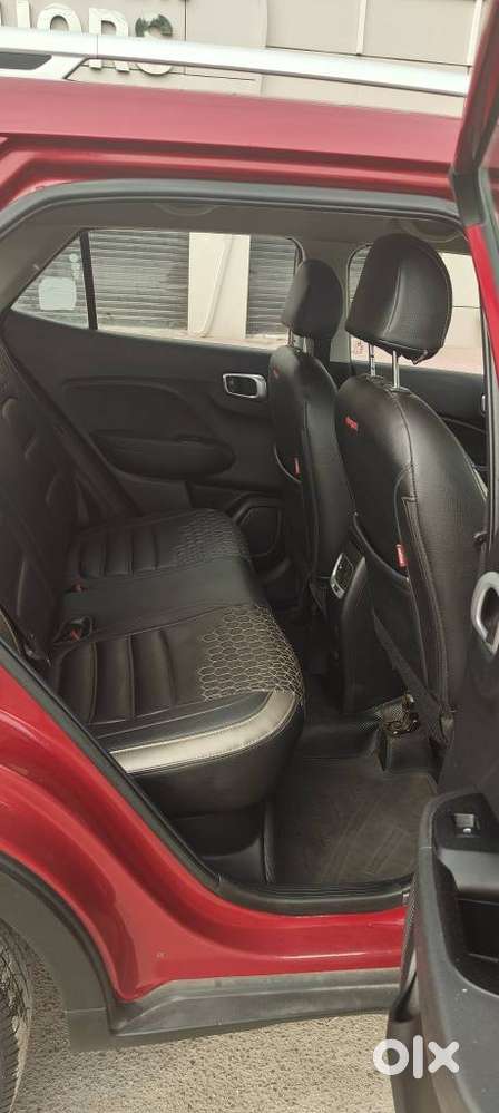 Hyundai Venue 1.2 S Plus, 2020, Petrol