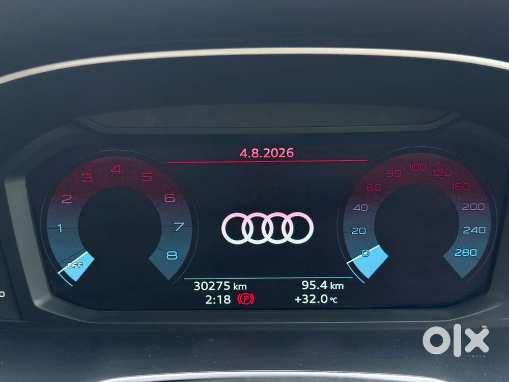 Audi Q3 40 Tfsi Premium Plus, 2023, Petrol