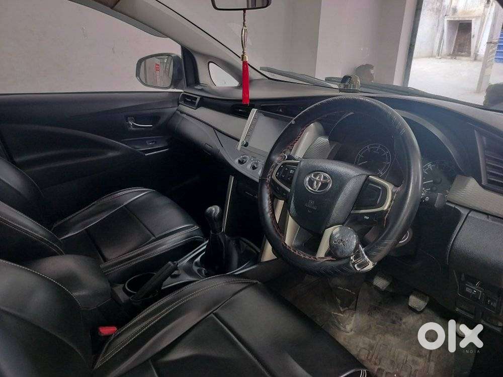 Toyota Innova Crysta 2.4 G Mt, 2022, Diesel