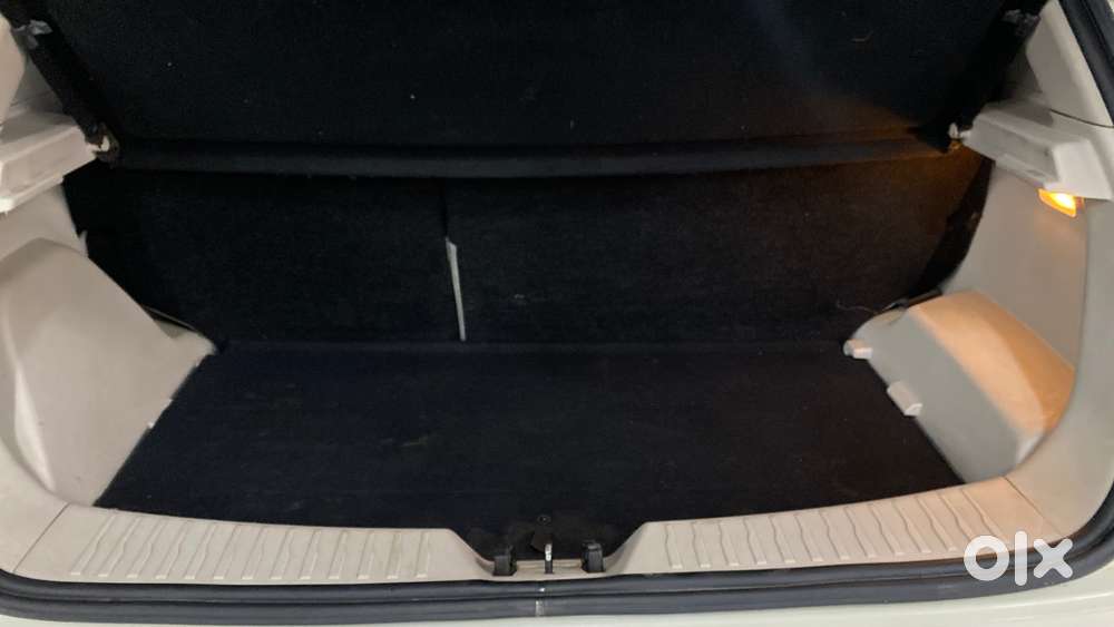 Mahindra Xuv300 W8, 2021, Petrol