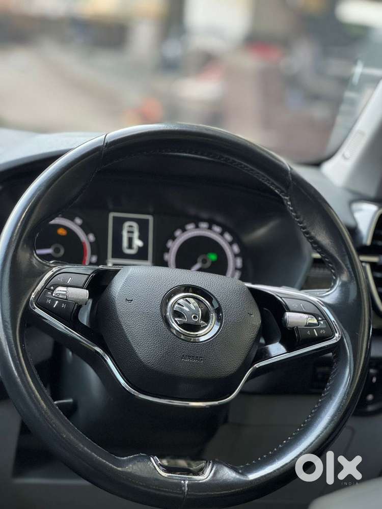 Skoda Kushaq 1.0 Tsi Style At, 2021, Petrol