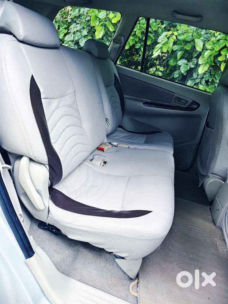 Toyota Innova Diesel 7 Seater 2013/14