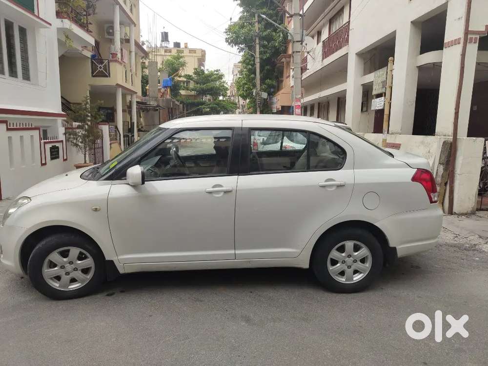Maruti Suzuki Swift Dzire 2012 Petrol 65000 Km Driven