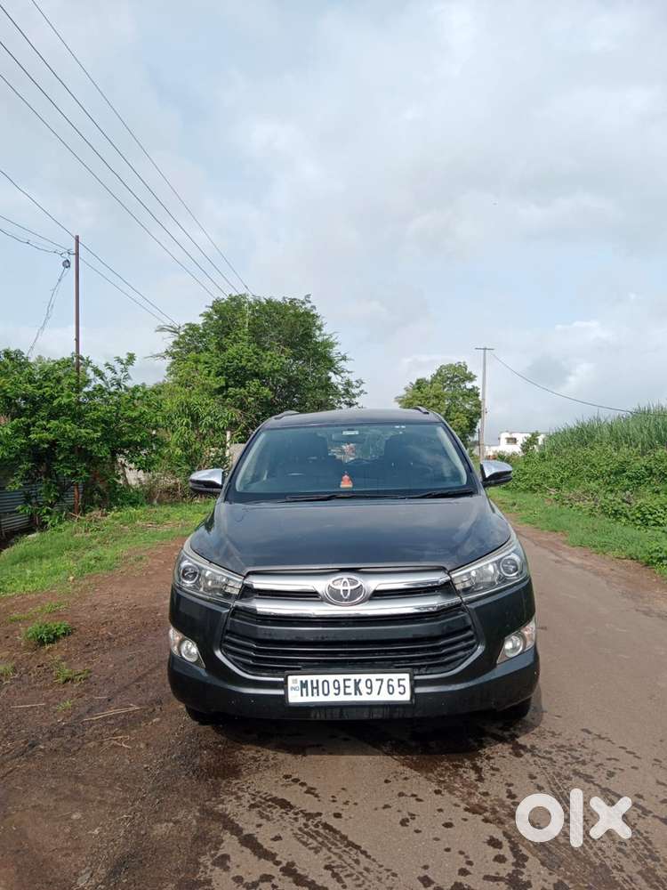 Toyota Innova Crysta 2017