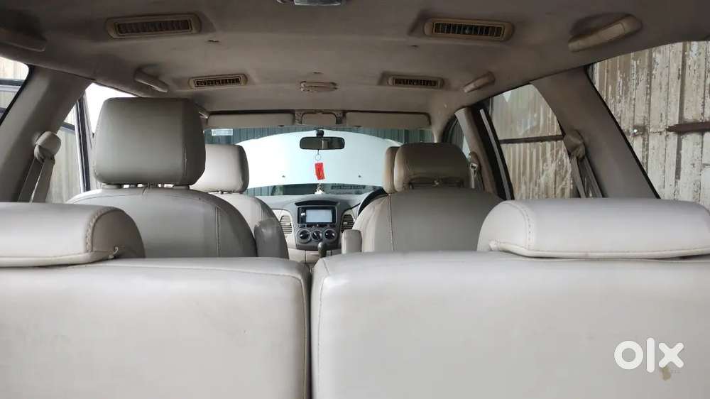 Toyota Innova 2.5 Gx 2011