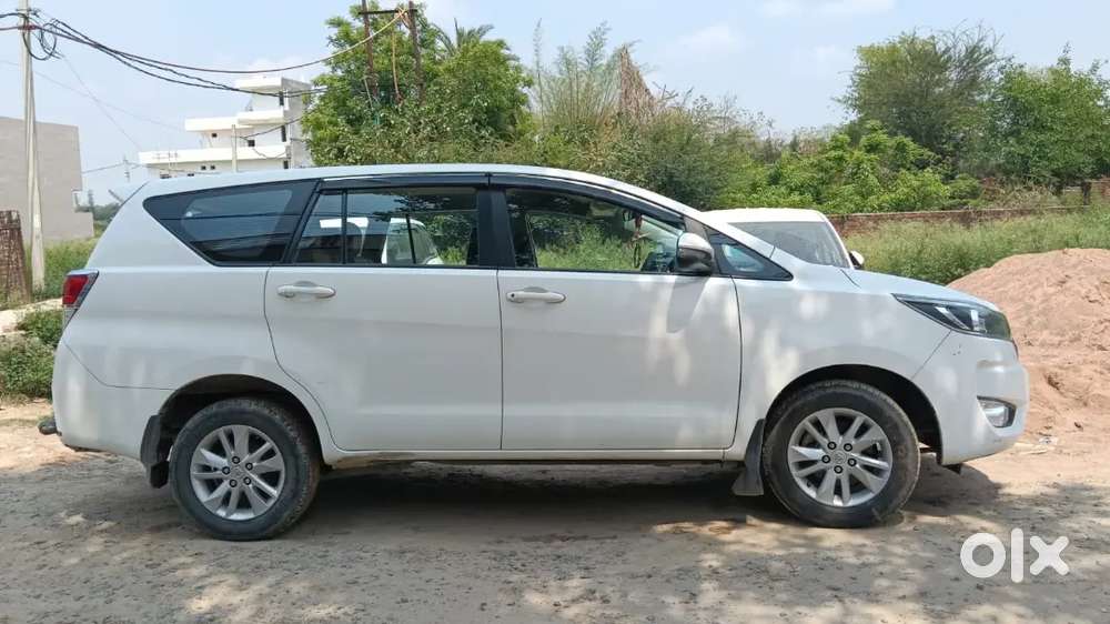 Toyota Innova Crysta