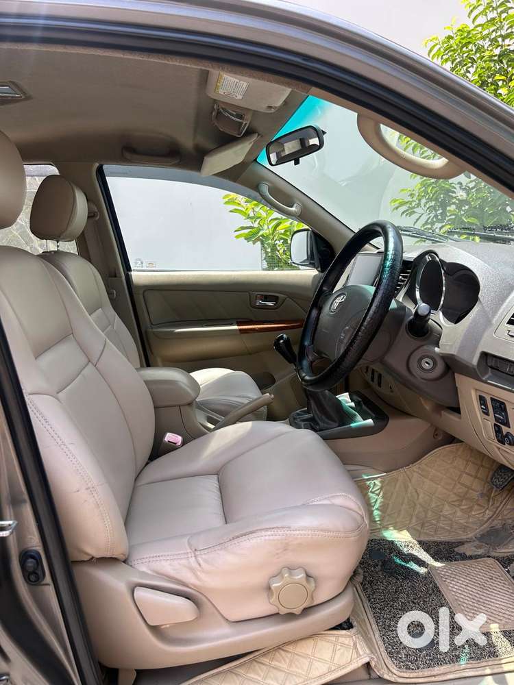 Toyota Fortuner, 2011, Diesel