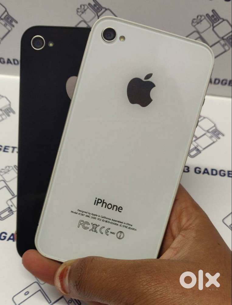 iphone 4s 16gb box packed handset with all accesories and box with war