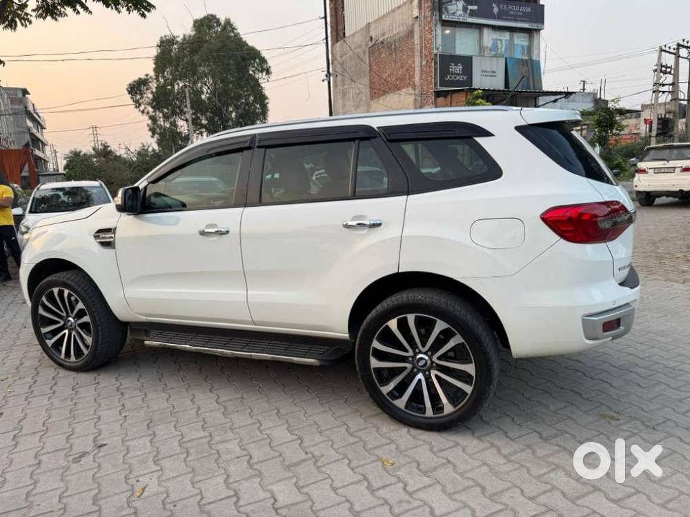 Ford Endeavour 3.2 Titanium At 4x4, 2018, Diesel