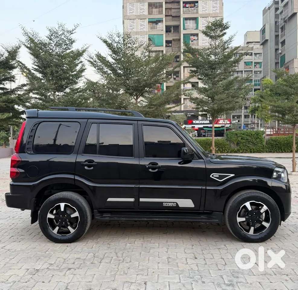 Mahindra Scorpio Classic, 2024, Diesel
