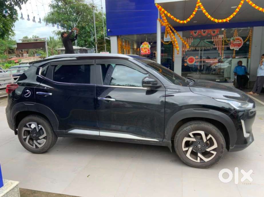 Nissan Magnite 1.0 Xv, 2023, Petrol