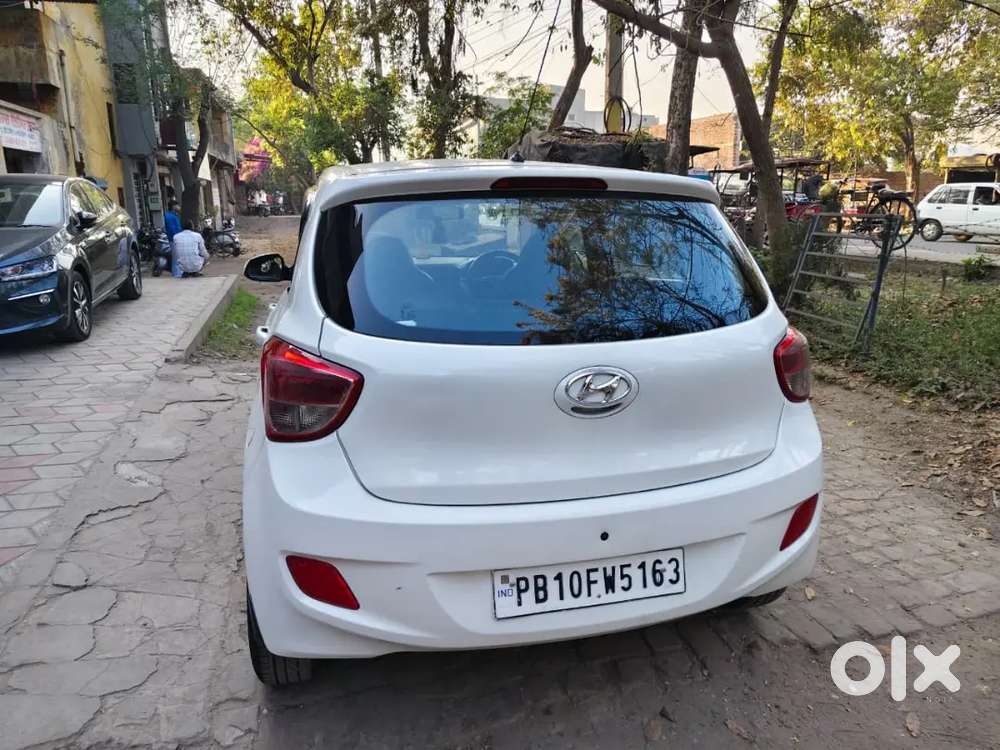 Hyundai Grand I10 2016 Diesel 65000 Km Driven