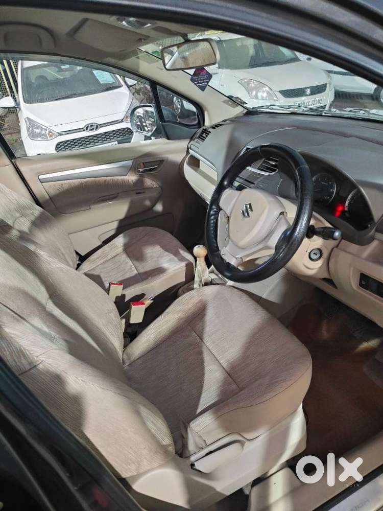 Maruti Suzuki Ertiga 2012-2015 Vdi, 2012, Diesel