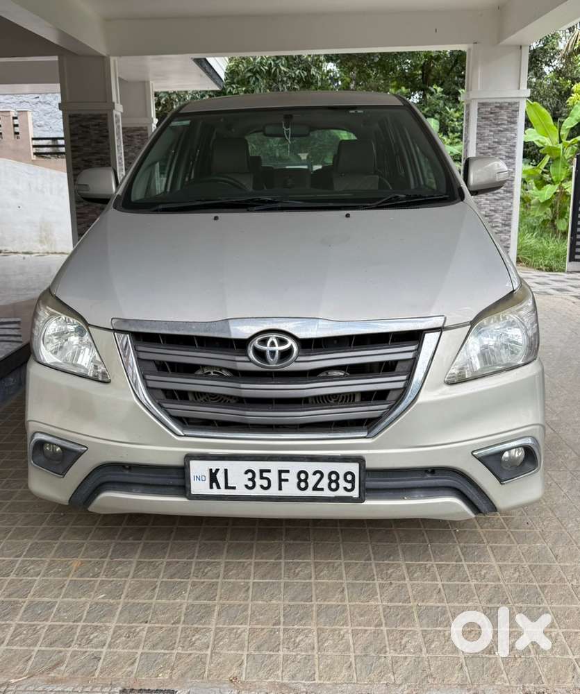 Toyota Innova Diesel 2015
