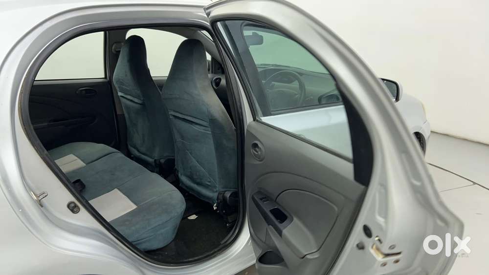 Toyota Etios Liva G, 2013, Petrol