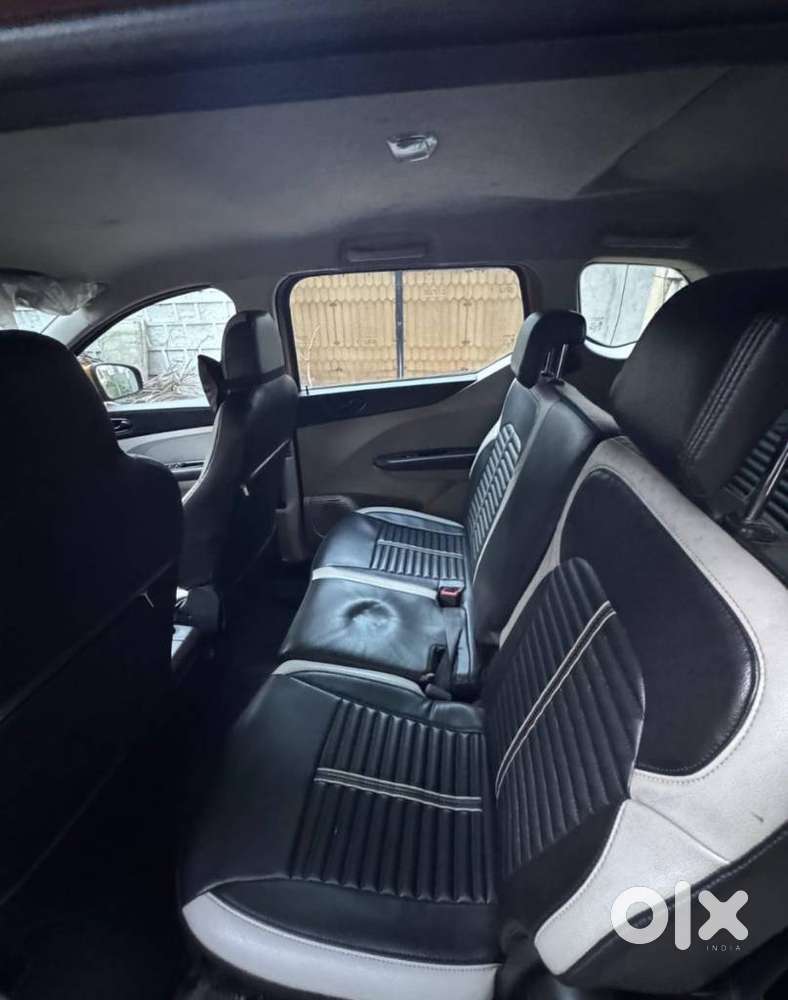 Renault Triber Rxt, 2021, Petrol