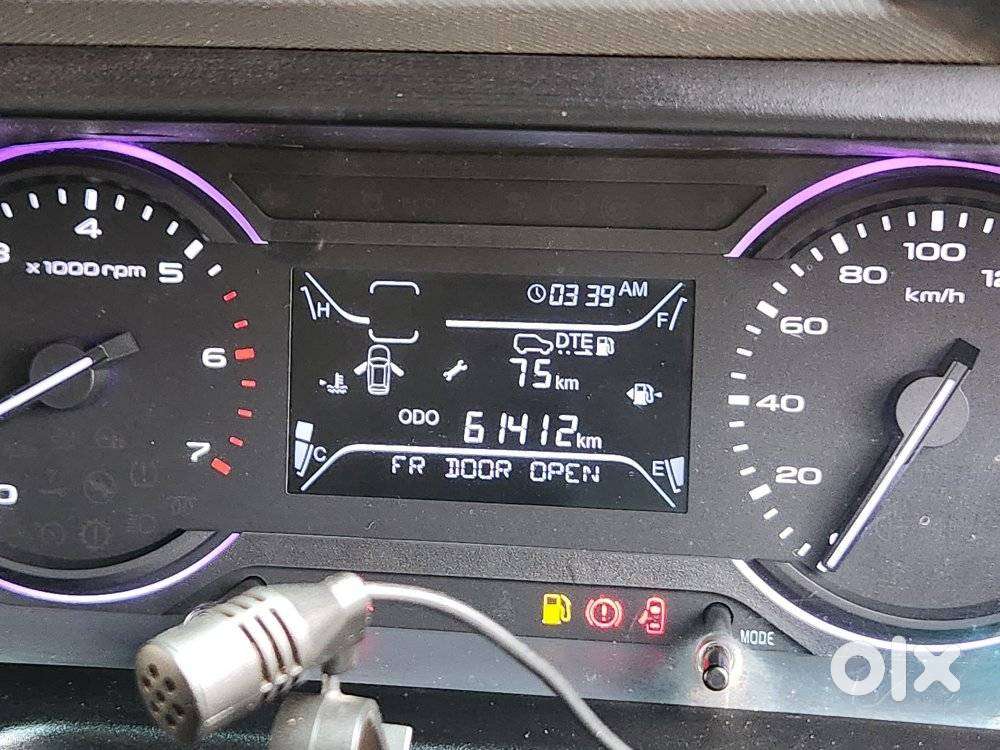 Mahindra Marazzo, 2020, Diesel