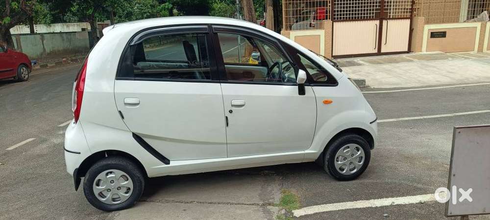 Tata Nano Xta, 2017, Petrol