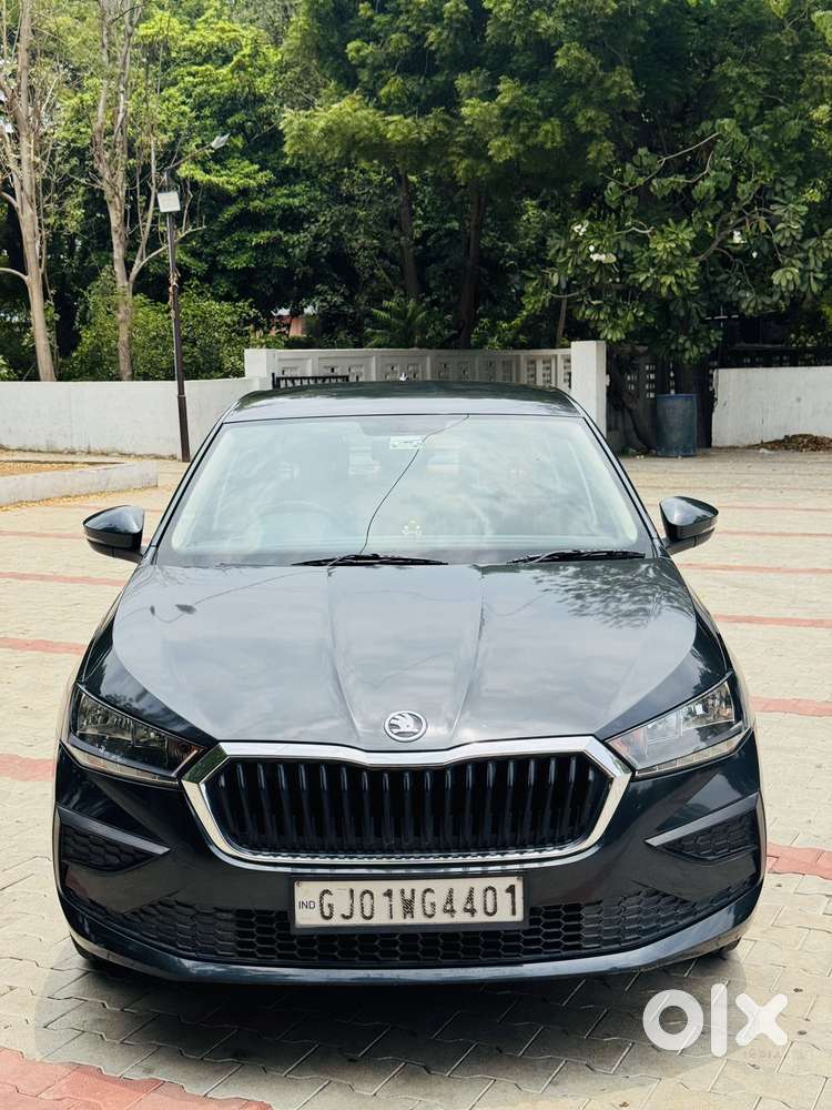 Skoda Slavia 1.0 Active Tsi, 2022, Petrol