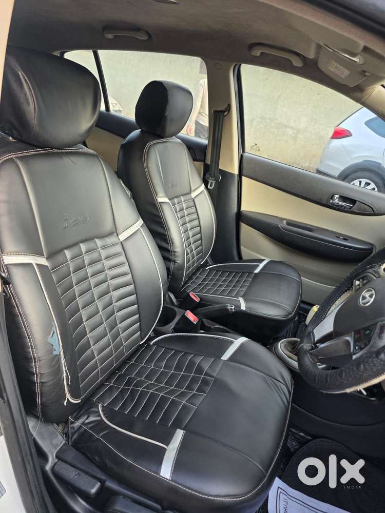 Hyundai I20 Asta 1.4 Crdi With Avn 6 Speed, 2012, Diesel