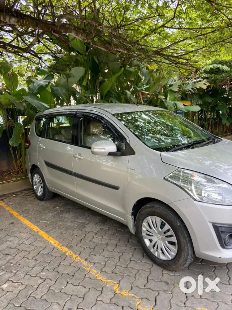 Maruti Suzuki Ertiga Zxi