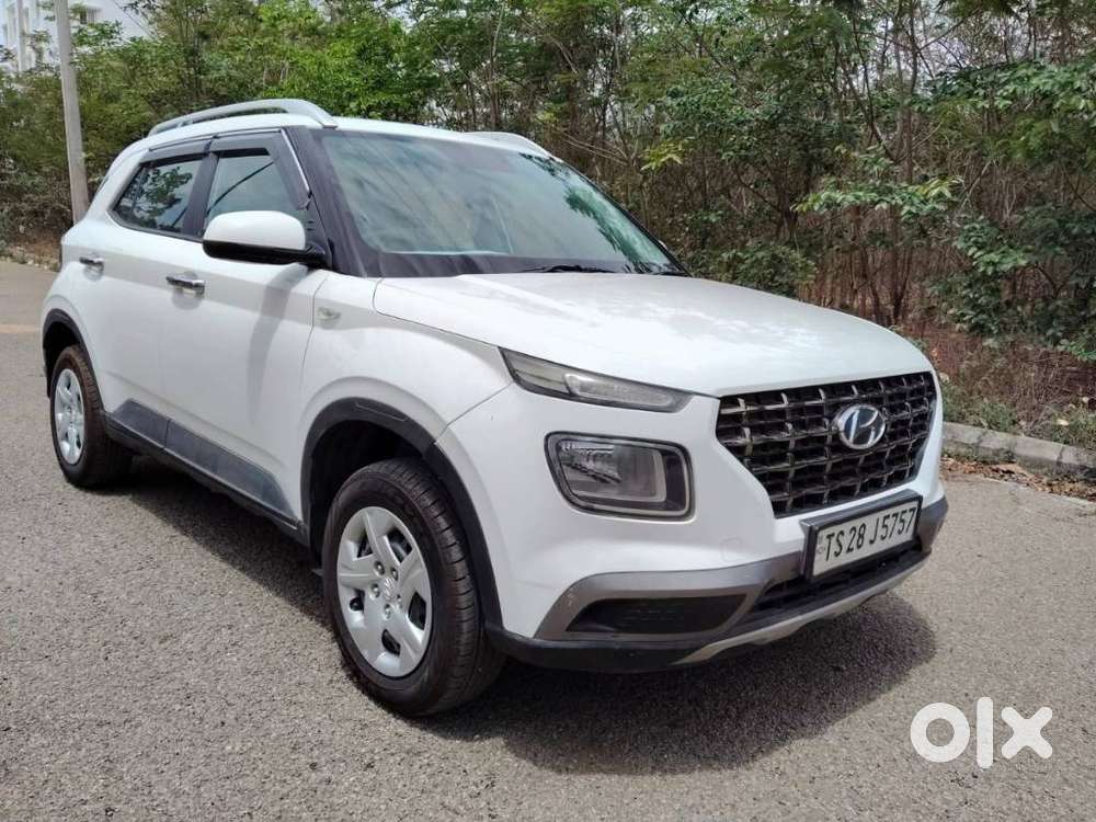 Hyundai Venue S 1.2 Petrol, 2020, Petrol
