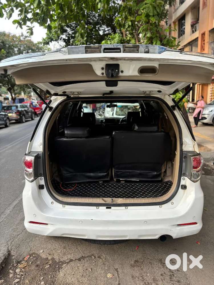 Toyota Fortuner 2012 4x2 Manual