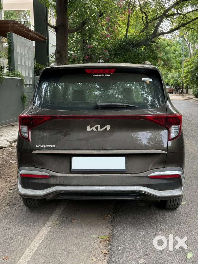 Kia Carens Luxury (o)1.5 Diesel At 7 Str, 2022, Diesel