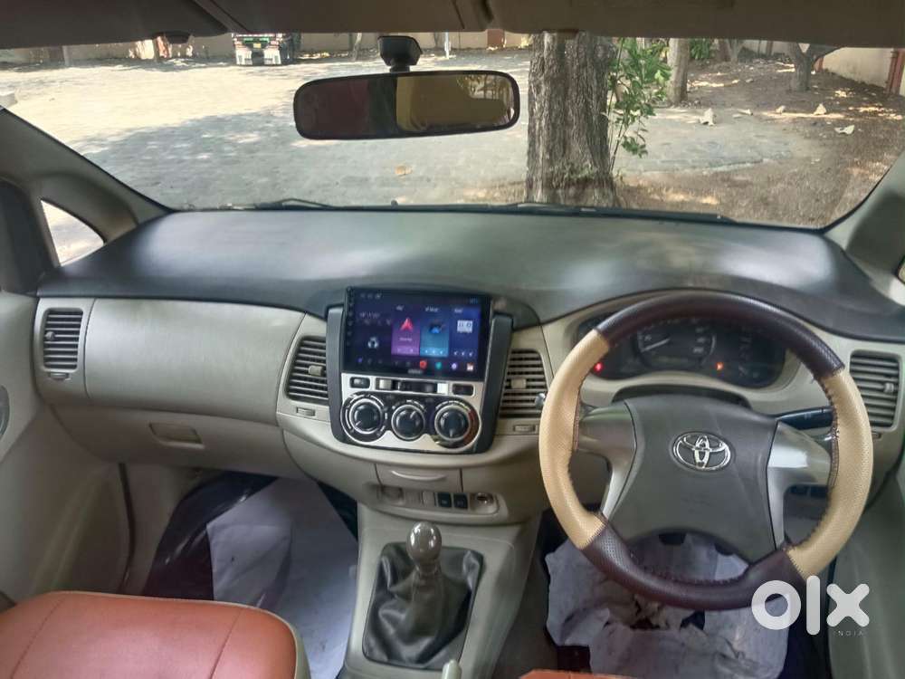 Toyota Innova [2013-2016] 2.5 G4 8 Str, 2014, Diesel