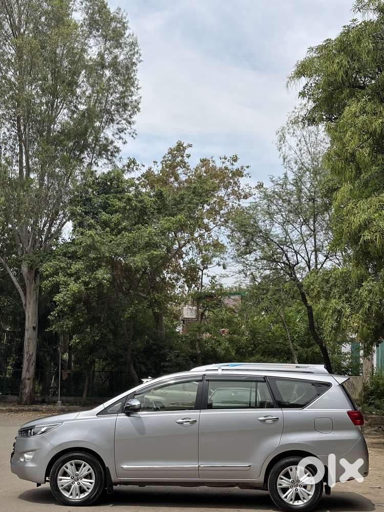 Toyota Innova Crysta 2.8 Zx At 7 Seater, 2019, Diesel