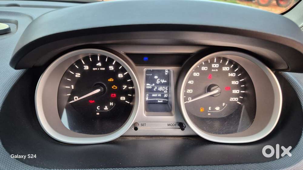 Tata Tiago 1.2 Revotron Xz, 2016, Petrol